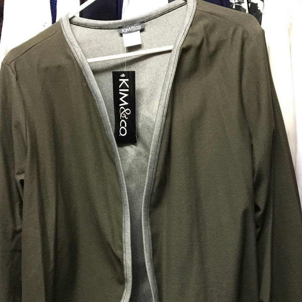 Plus Size Kim & Co Stretch Bolero/Shrug